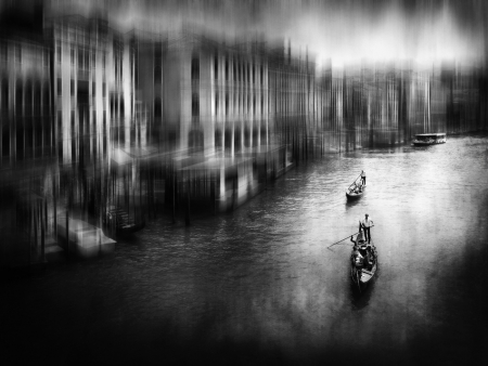 Sinking_Venice by Samanta . - FINEART-PORTUGAL